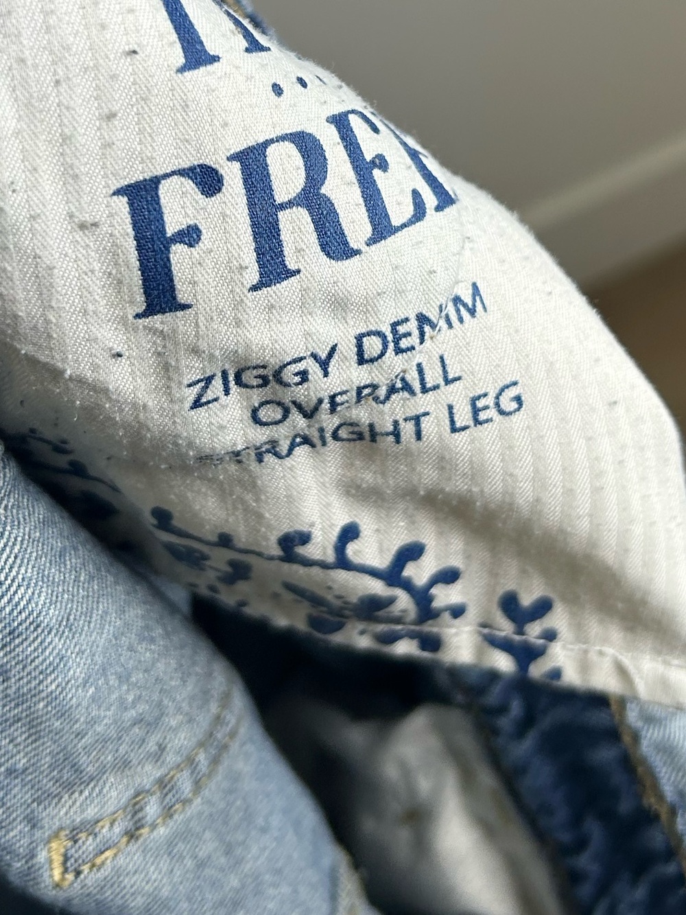 Free People 100% Cotton Ziggy Denim Straight Leg Overalls Medium Wash - Picture 15 of 15